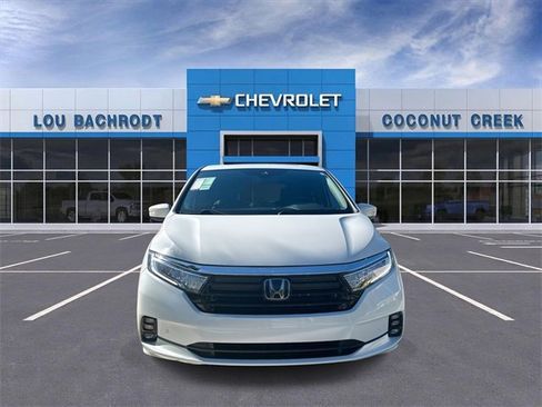 Used 2023 Honda Odyssey Touring image 3