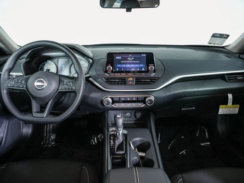 New 2025 Nissan Altima 2.5 S image 14