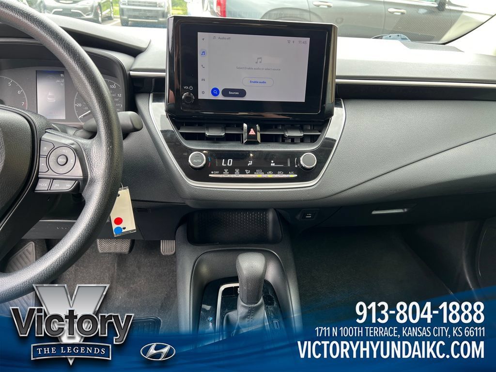 Used 2024 Toyota Corolla LE FWD image 17