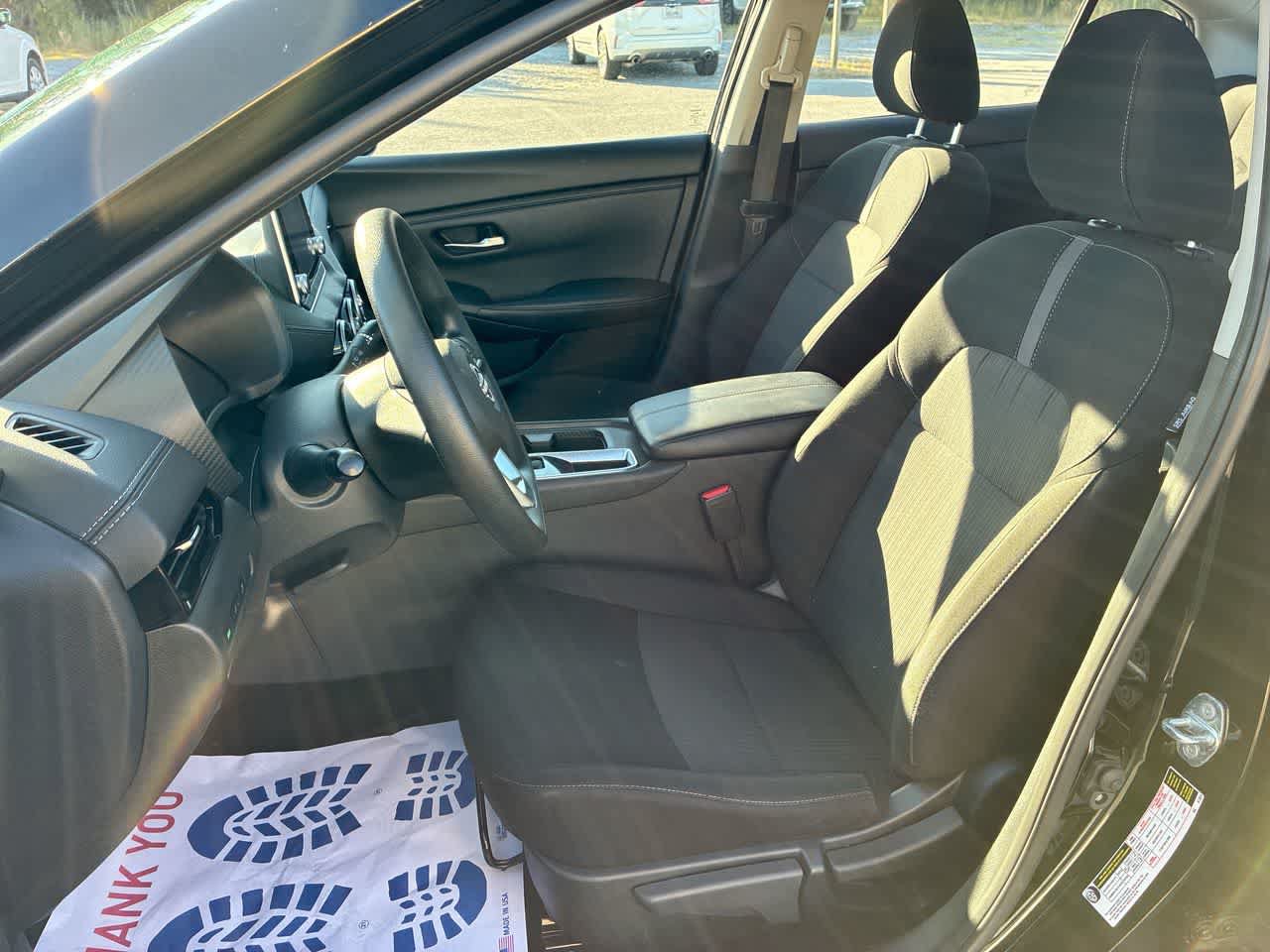 Used 2025 Nissan Sentra SV FWD image 18