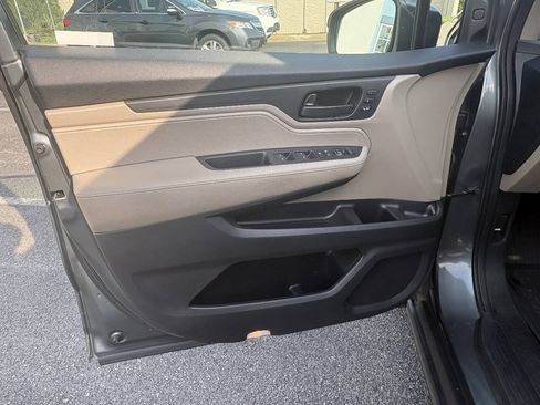 Used 2018 Honda Odyssey EX-L image 10