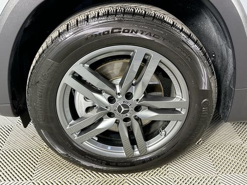 Used 2026 Mercedes-Benz GLB 250 4MATIC image 30