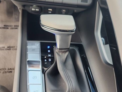 Certified 2025 Hyundai Elantra Blue image 26