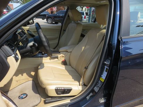 Used 2015 BMW 328i xDrive Sedan AWD/4WD image 10