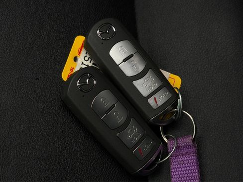 Used 2012 MAZDA MX-5 Miata Grand Touring w/ Premium Pkg image 16