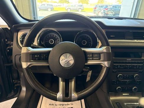Used 2013 Ford Mustang Premium RWD image 15