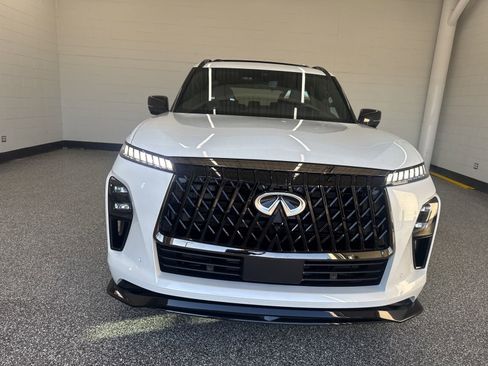 New 2026 INFINITI QX80 4WD image 6