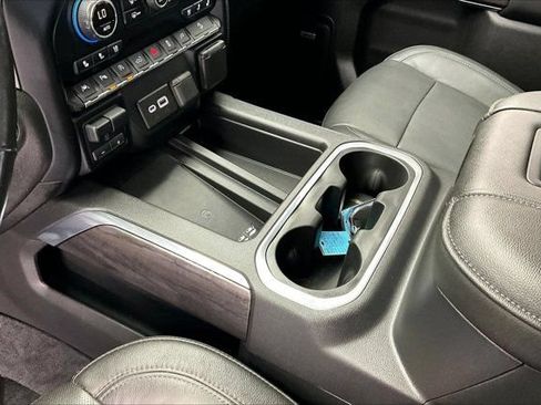 Used 2019 Chevrolet Silverado 1500 LTZ w/ LTZ Plus Package AWD/4WD image 16