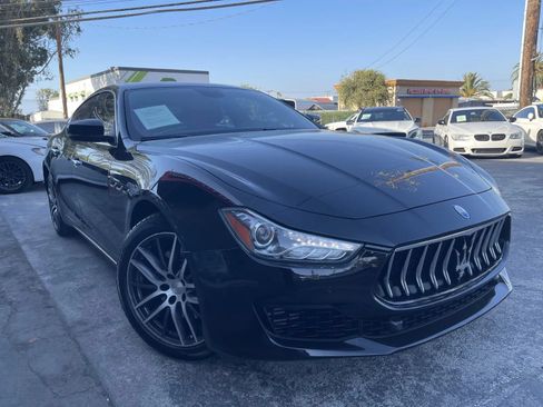 Used 2020 Maserati Ghibli RWD image 3