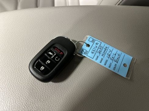 Used 2025 Honda CR-V EX-L image 36