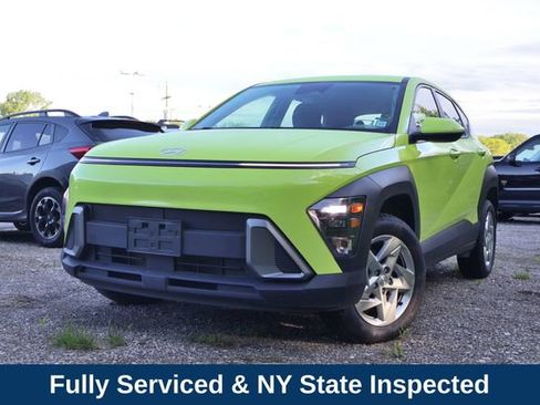 Used 2024 Hyundai Kona SE AWD/4WD image 2