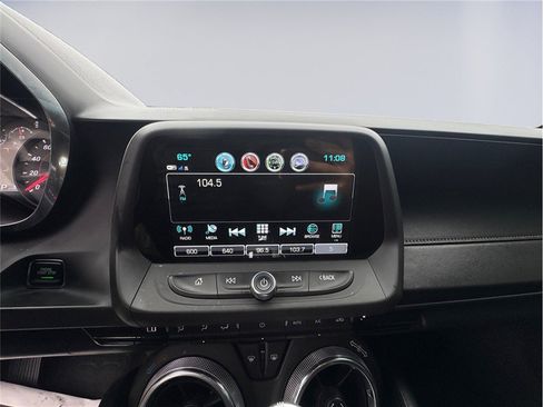 Used 2018 Chevrolet Camaro SS image 11