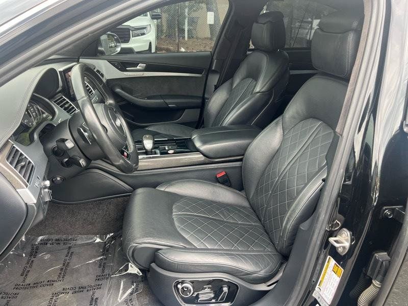 Used 2016 Audi S8 Plus AWD/4WD image 7