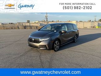 Used 2023 Honda Odyssey Touring video 1