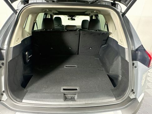 Used 2023 Nissan Rogue SL FWD image 28