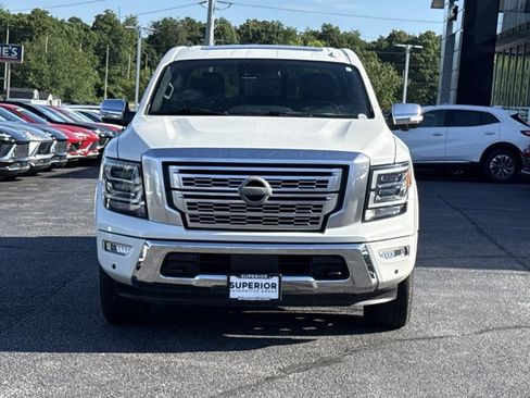 Used 2021 Nissan Titan Platinum Reserve w/ Moonroof Package AWD/4WD image 14
