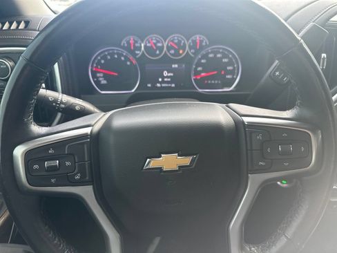 Used 2022 Chevrolet Silverado 1500 LT AWD/4WD image 14