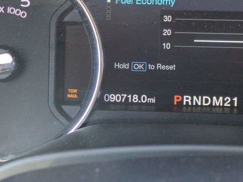 Used 2018 Ford F250 Lariat w/ Chrome Package image 33