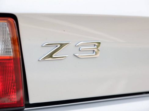 Used 1996 BMW Z3 1.9 RWD image 21
