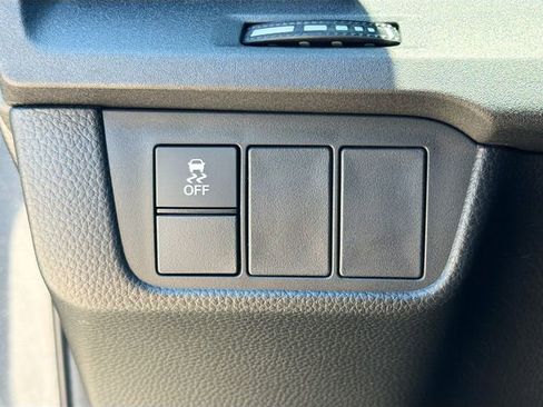 Used 2025 Honda CR-V Sport image 32