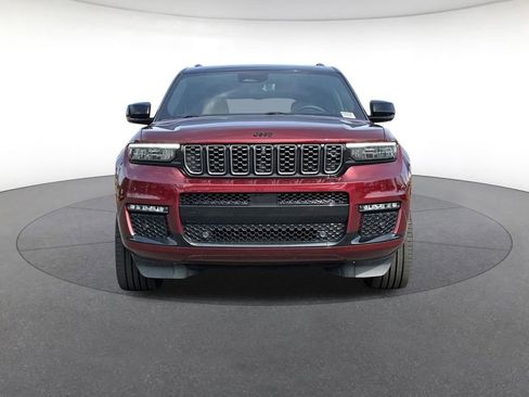 Used 2024 Jeep Grand Cherokee L Summit w/ Advanced Protech Group IV AWD/4WD image 9