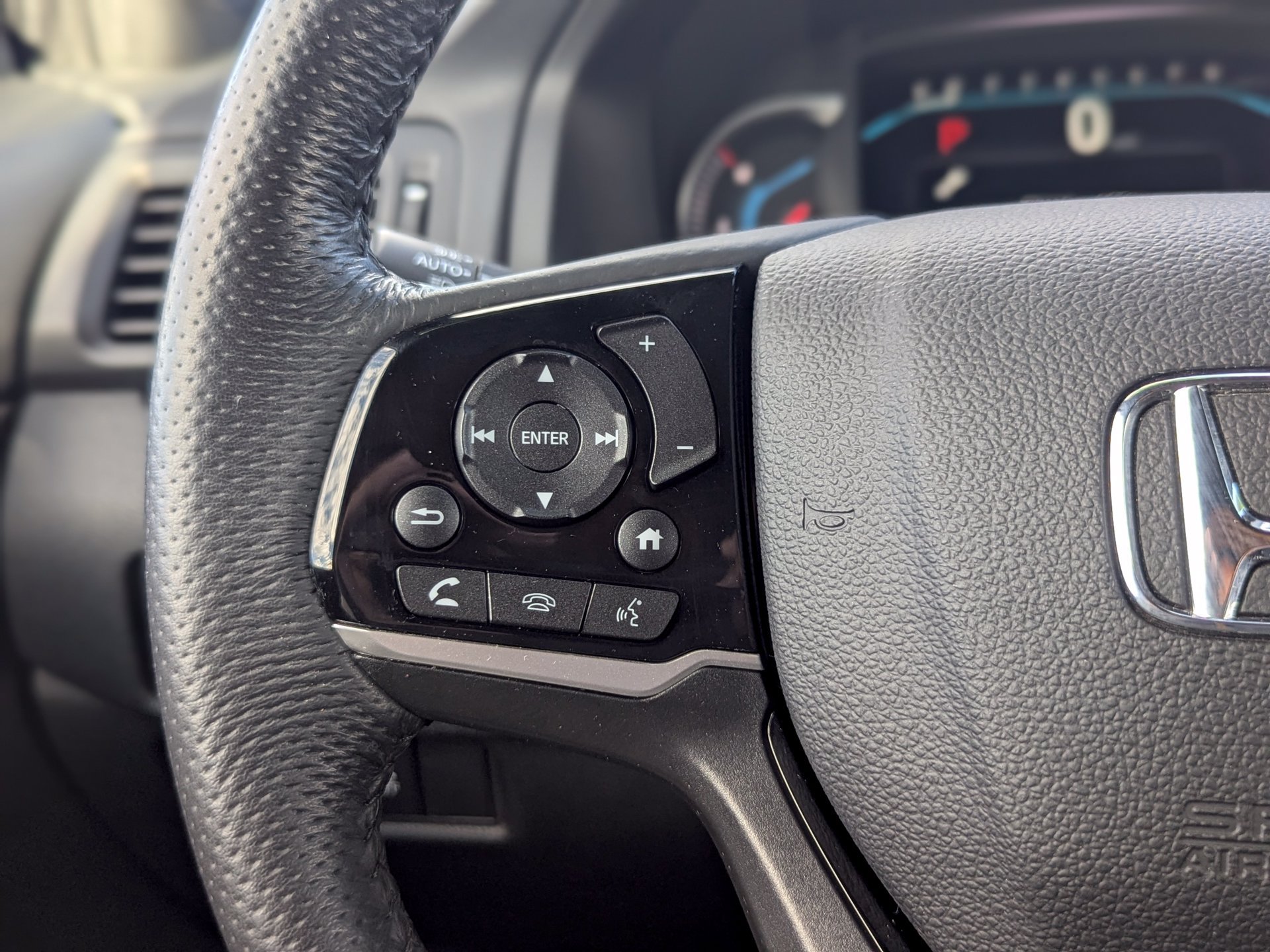 Used 2020 Honda Passport Touring image 14