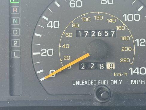 Used 1994 Toyota Camry LE FWD image 16