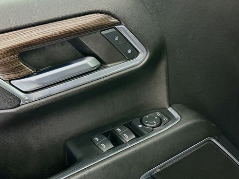 Used 2024 Chevrolet Silverado 1500 LT image 15