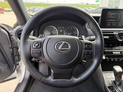 Used 2023 Lexus IS 300 w/ Comfort Package RWD image 21