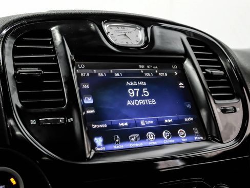 Used 2015 Chrysler 300 S w/ 300S Premium Group RWD image 37