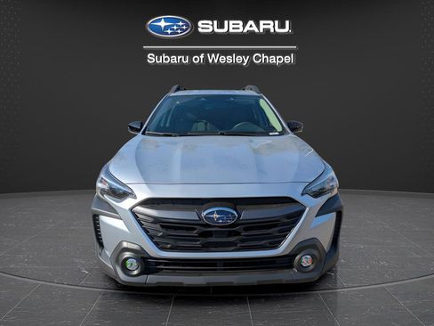 Certified 2025 Subaru Outback Limited AWD/4WD image 9