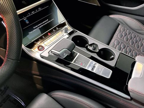 Certified 2025 Audi RS 7 Performance w/ Black Optic Package image 16