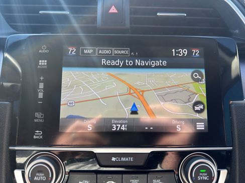 Used 2017 Honda Civic Touring image 22