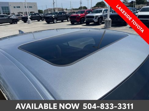Used 2022 Lexus ES 350 w/ Premium Package FWD image 9
