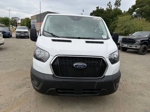Used 2025 Ford Transit 250 Low Roof w/ Exterior Upgrade Package RWD image 8