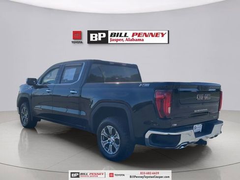 Used 2022 GMC Sierra 1500 SLT w/ X31 Off-Road Package image 3