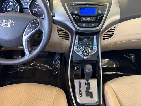 Used 2013 Hyundai Elantra GLS w/ Preferred Pkg FWD image 28