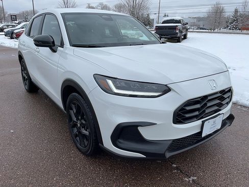 Certified 2024 Honda HR-V Sport image 4