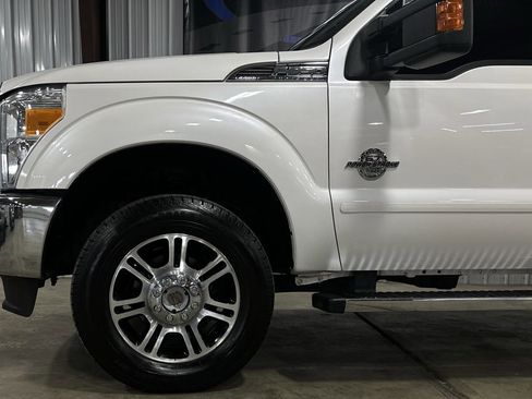 Used 2015 Ford F250 Platinum w/ FX4 Off-Road Package image 4
