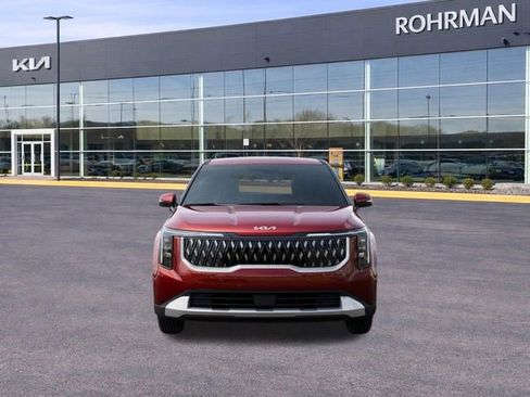 New 2026 Kia Carnival FWD image 2