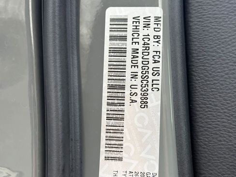 Used 2025 Dodge Durango GT image 31