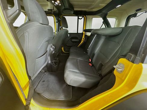 Used 2020 Jeep Wrangler Unlimited Sport S AWD/4WD image 25