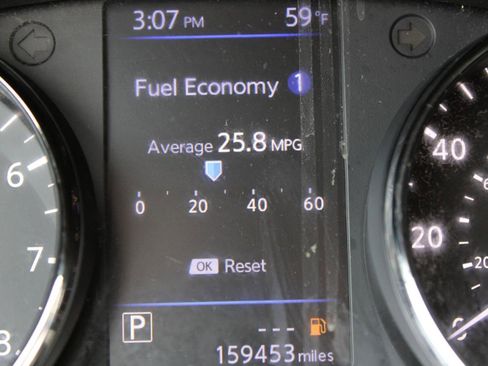 Used 2018 Nissan Rogue S image 21