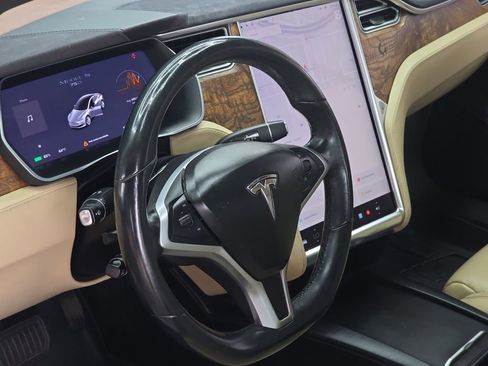 Used 2017 Tesla Model S 75D image 23