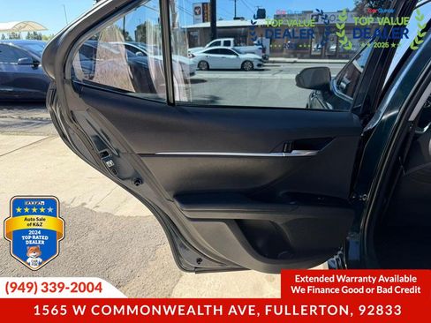 Used 2019 Toyota Camry LE FWD image 26