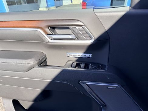 New 2026 GMC Sierra 1500 Denali w/ Denali Reserve Package image 23
