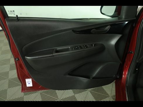 Used 2022 Chevrolet Spark LT FWD image 16
