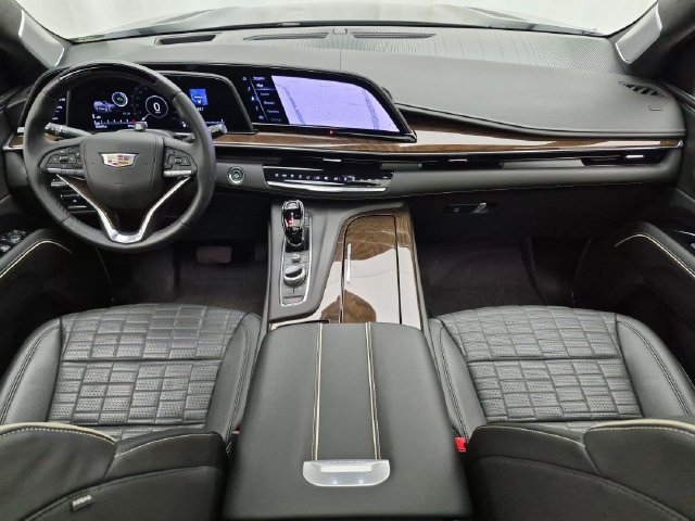 Certified 2023 Cadillac Escalade Sport Platinum w/ LPO, ONYX Package AWD/4WD image 24