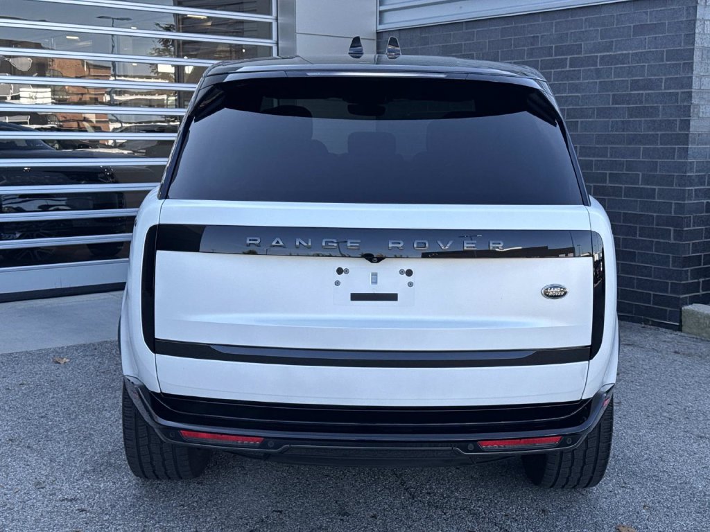 Certified 2023 Land Rover Range Rover SE AWD/4WD image 5