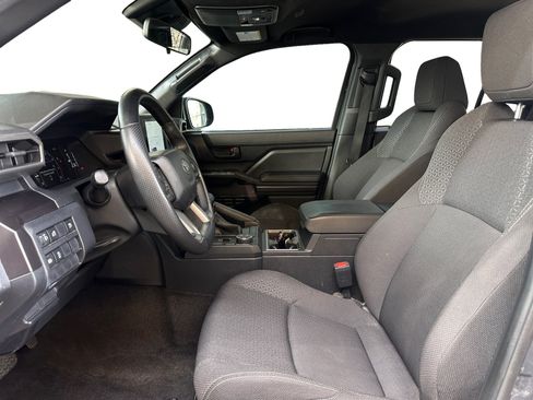 Used 2025 Toyota 4Runner SR5 RWD image 9